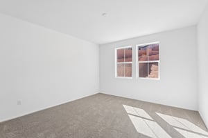 570 Hamilton Dr-S2710-025.jpg