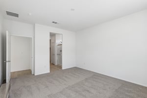 570 Hamilton Dr-S2710-026.jpg