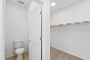 570 Hamilton Dr-S2710-030.jpg