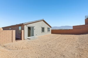 570 Hamilton Dr-S2710-037.jpg