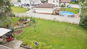  Photo 35