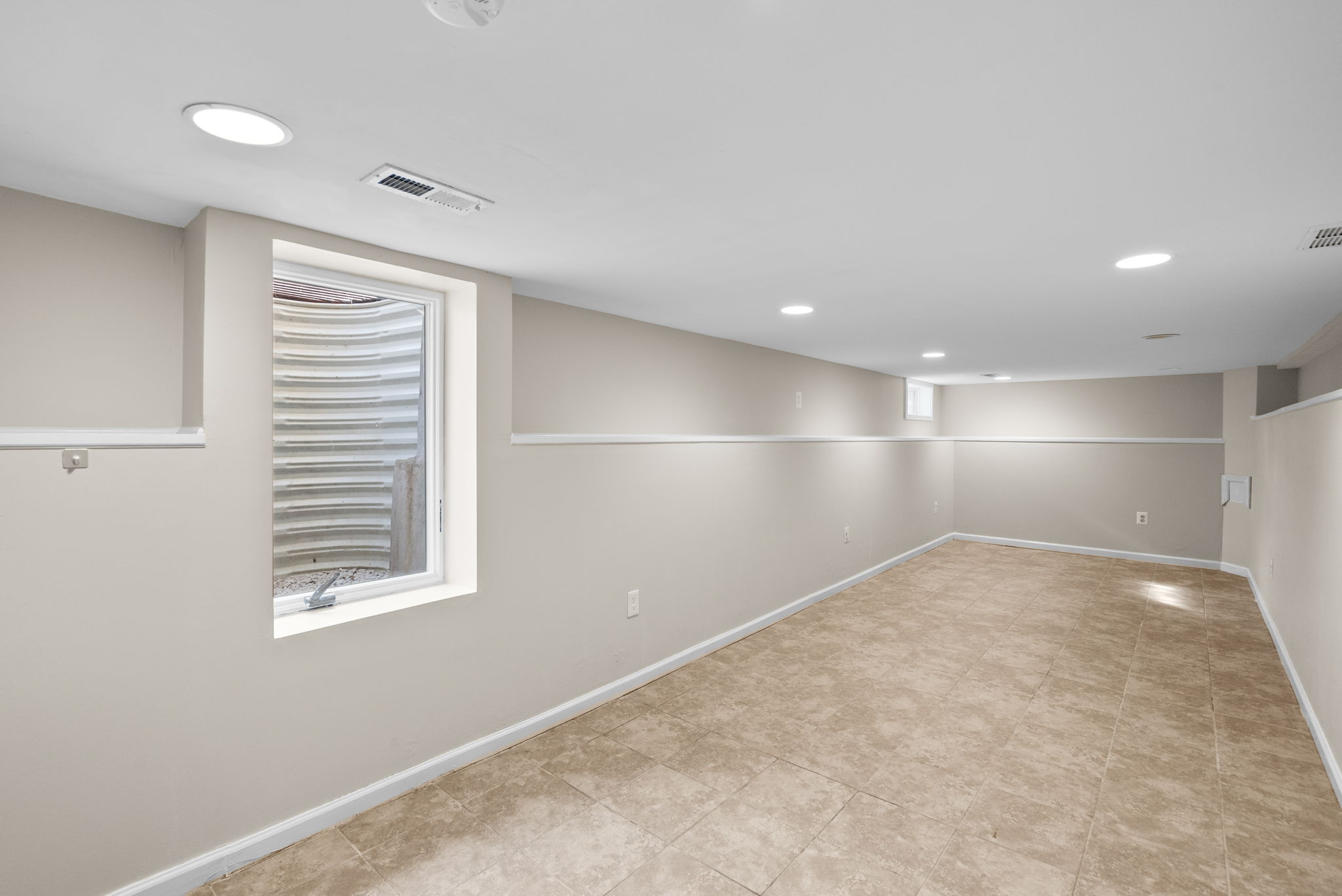 Lower Level Recreation Room