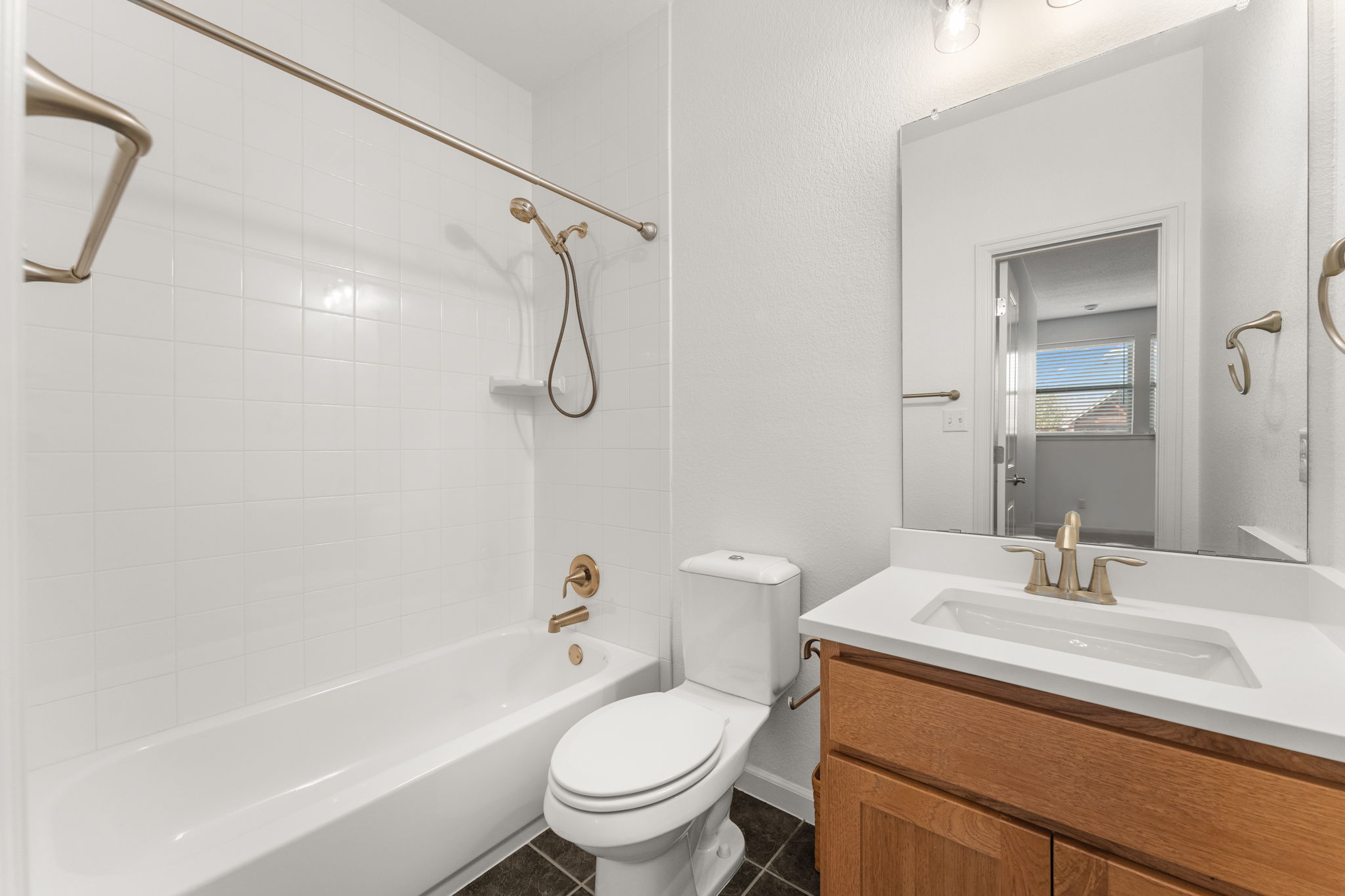 The upstairs guest bathroom.