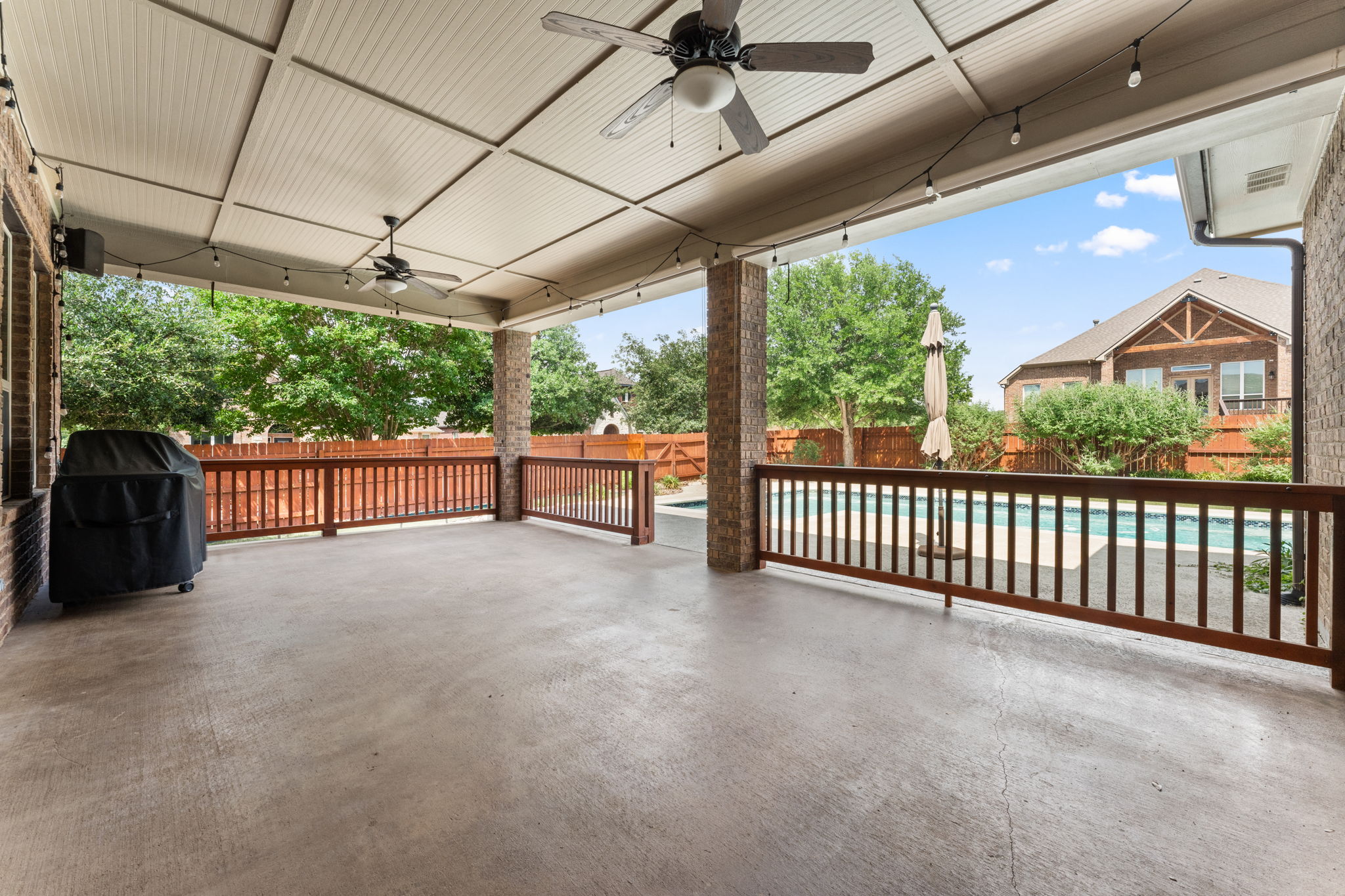 Another angle of the covered patio.