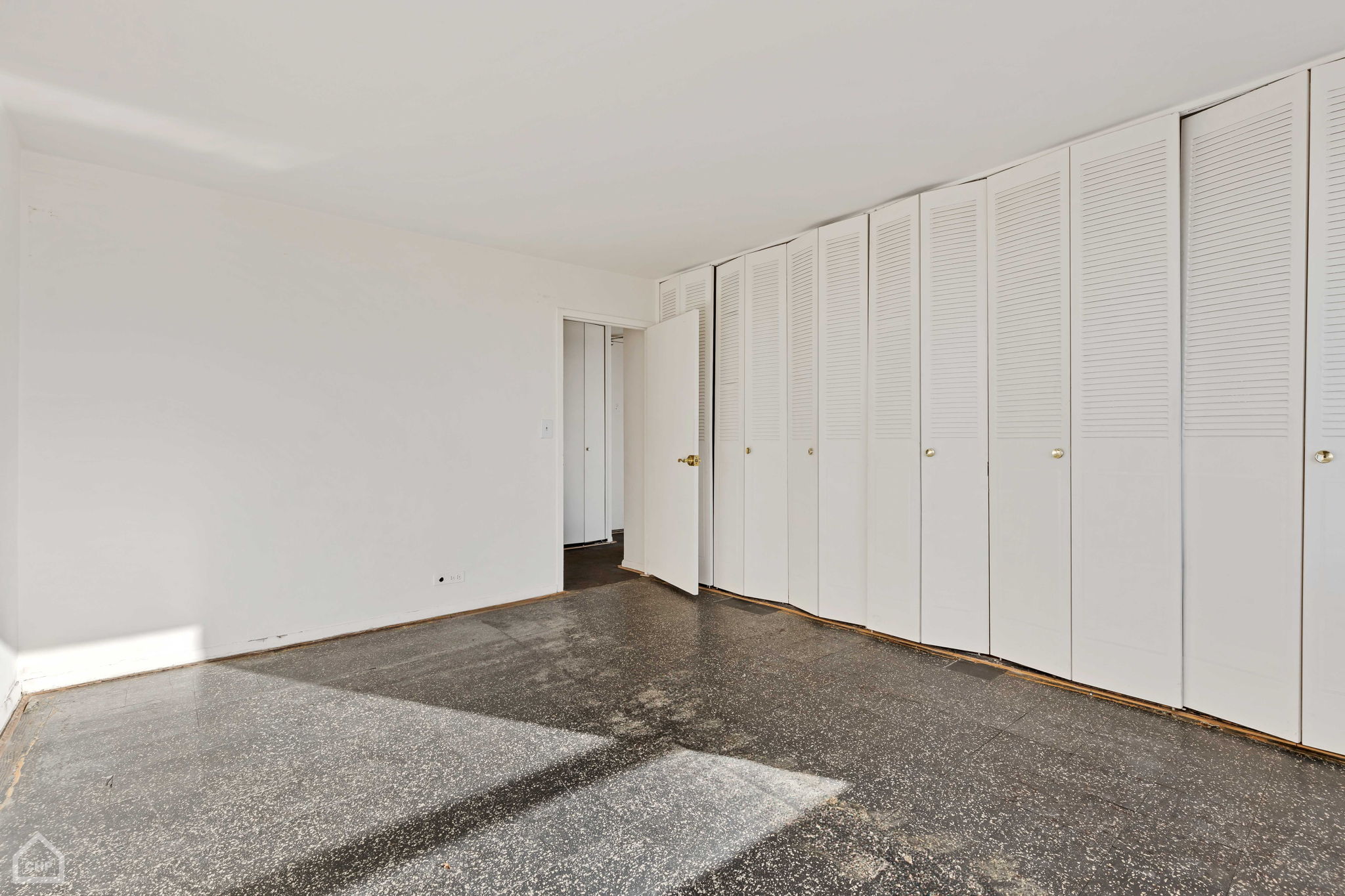 5701 N Sheridan Rd 28Q_014