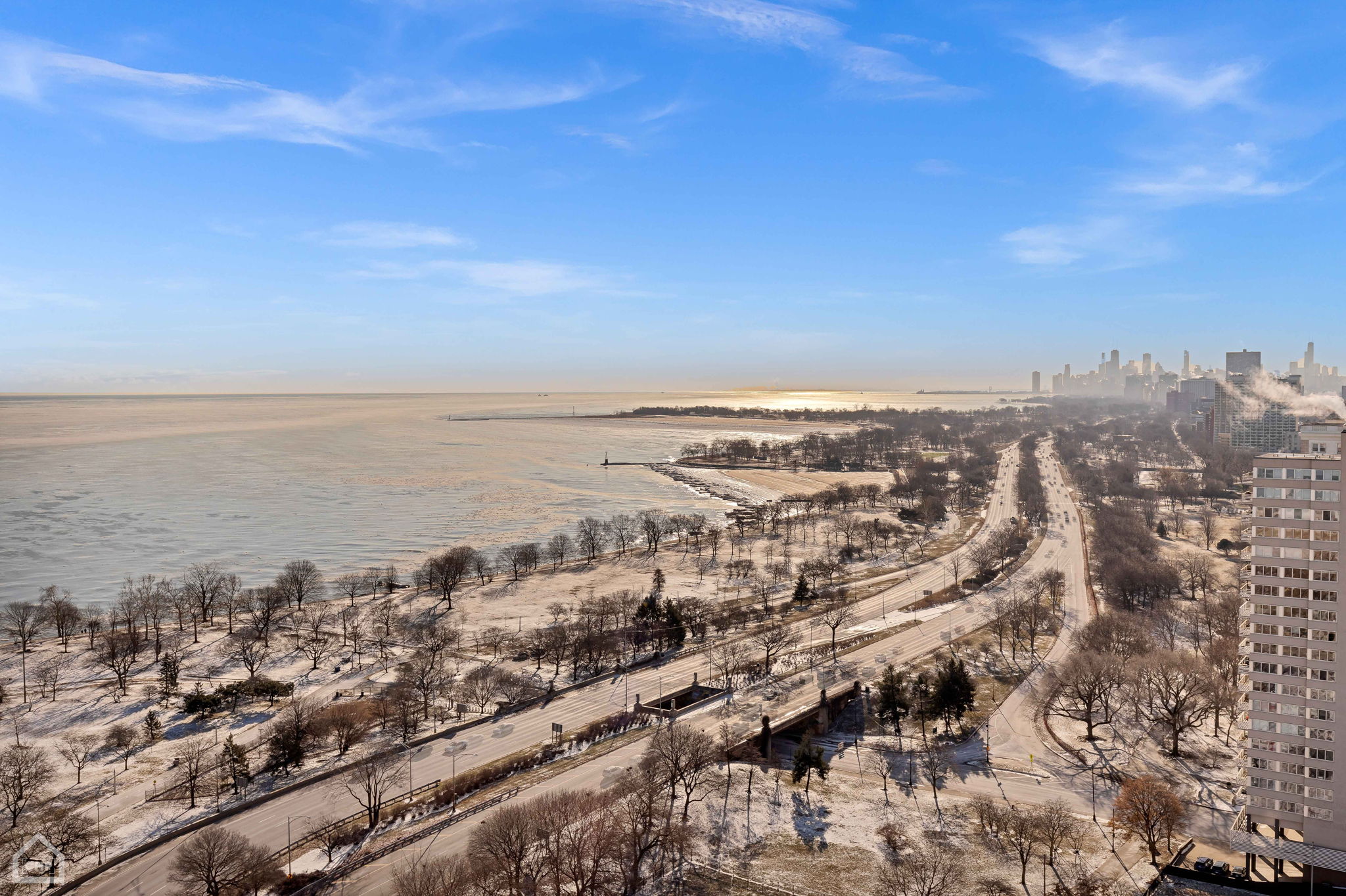 5701 N Sheridan Rd 28Q_015