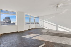 5701 N Sheridan Rd 28Q_005