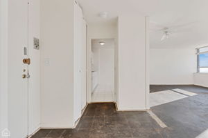 5701 N Sheridan Rd 28Q_012