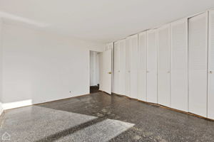 5701 N Sheridan Rd 28Q_014
