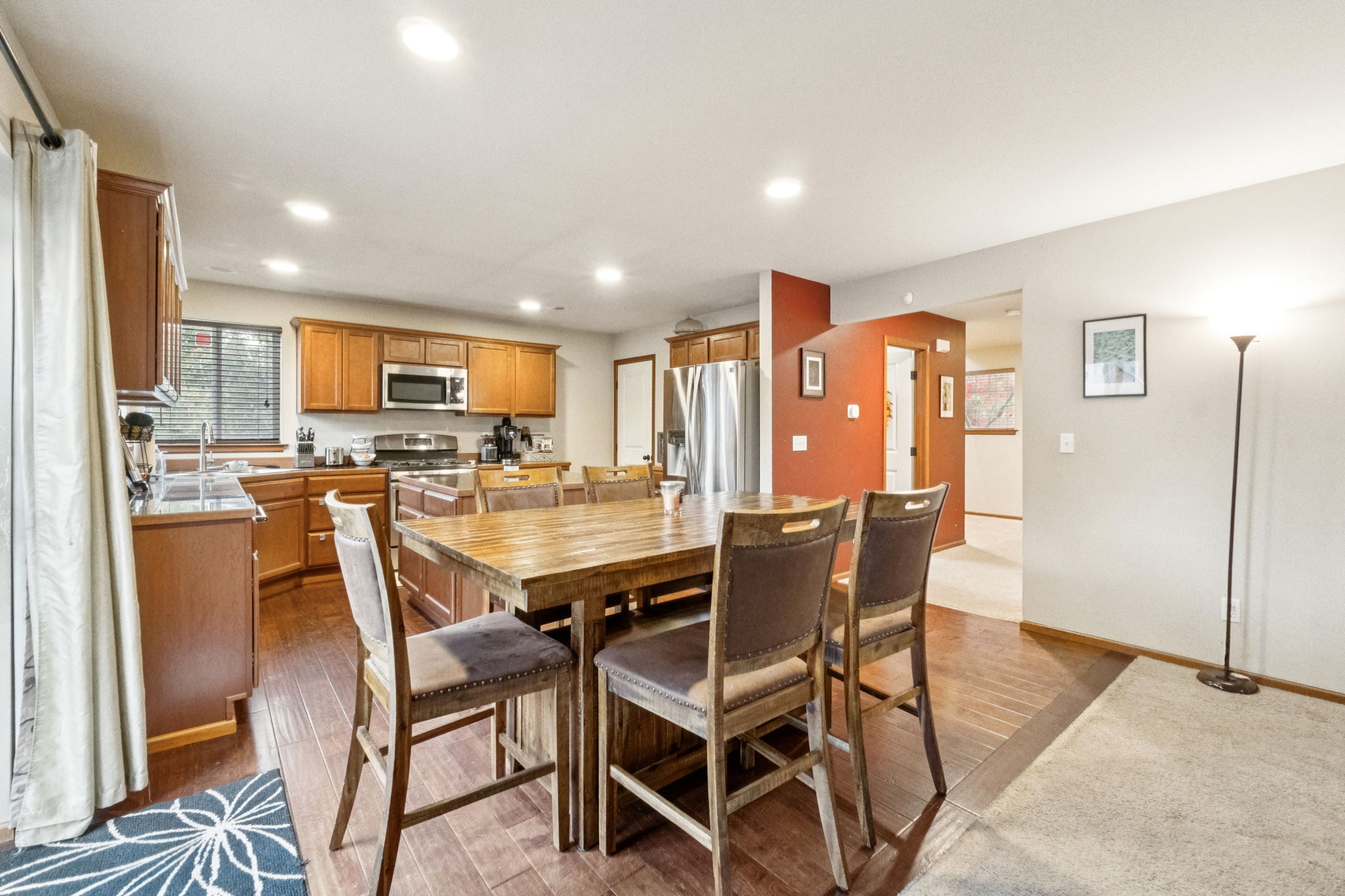 148th Pl NE-L0711-008