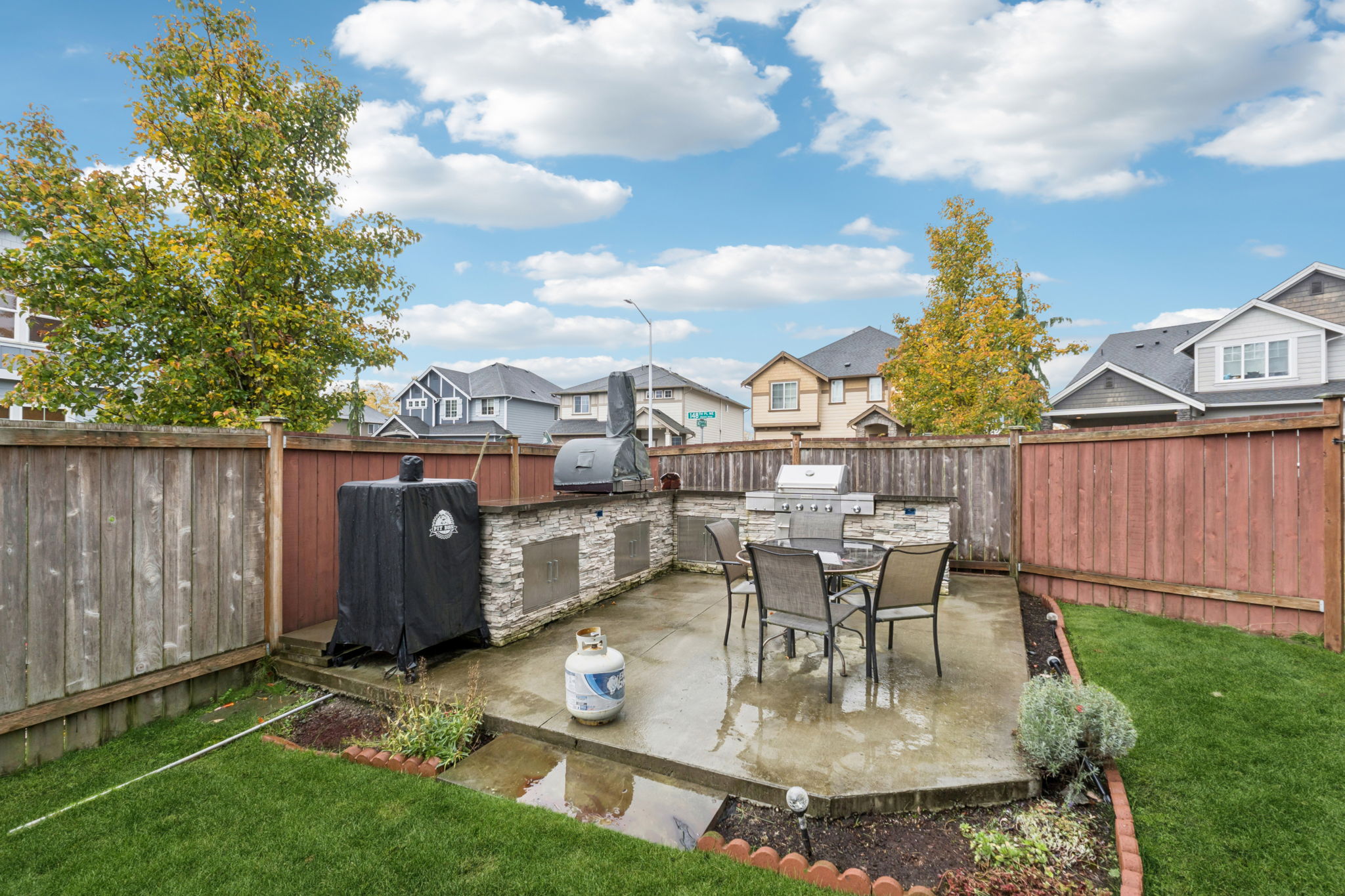 148th Pl NE-L0711-029