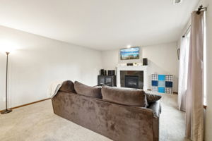 148th Pl NE-L0711-007