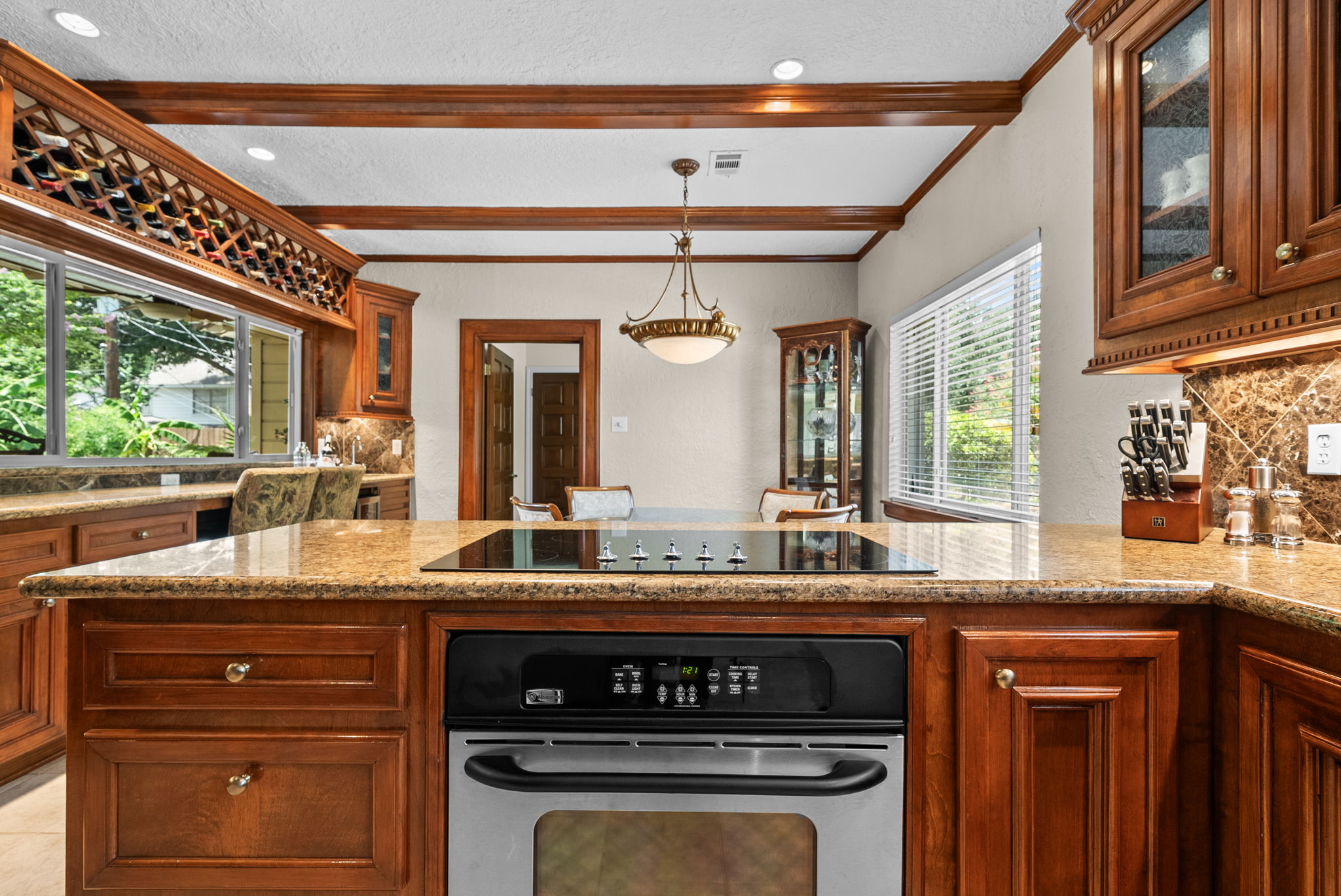  Photo 25