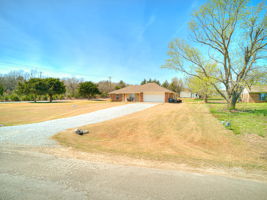  Photo 0