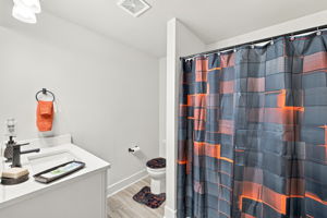  Photo 46