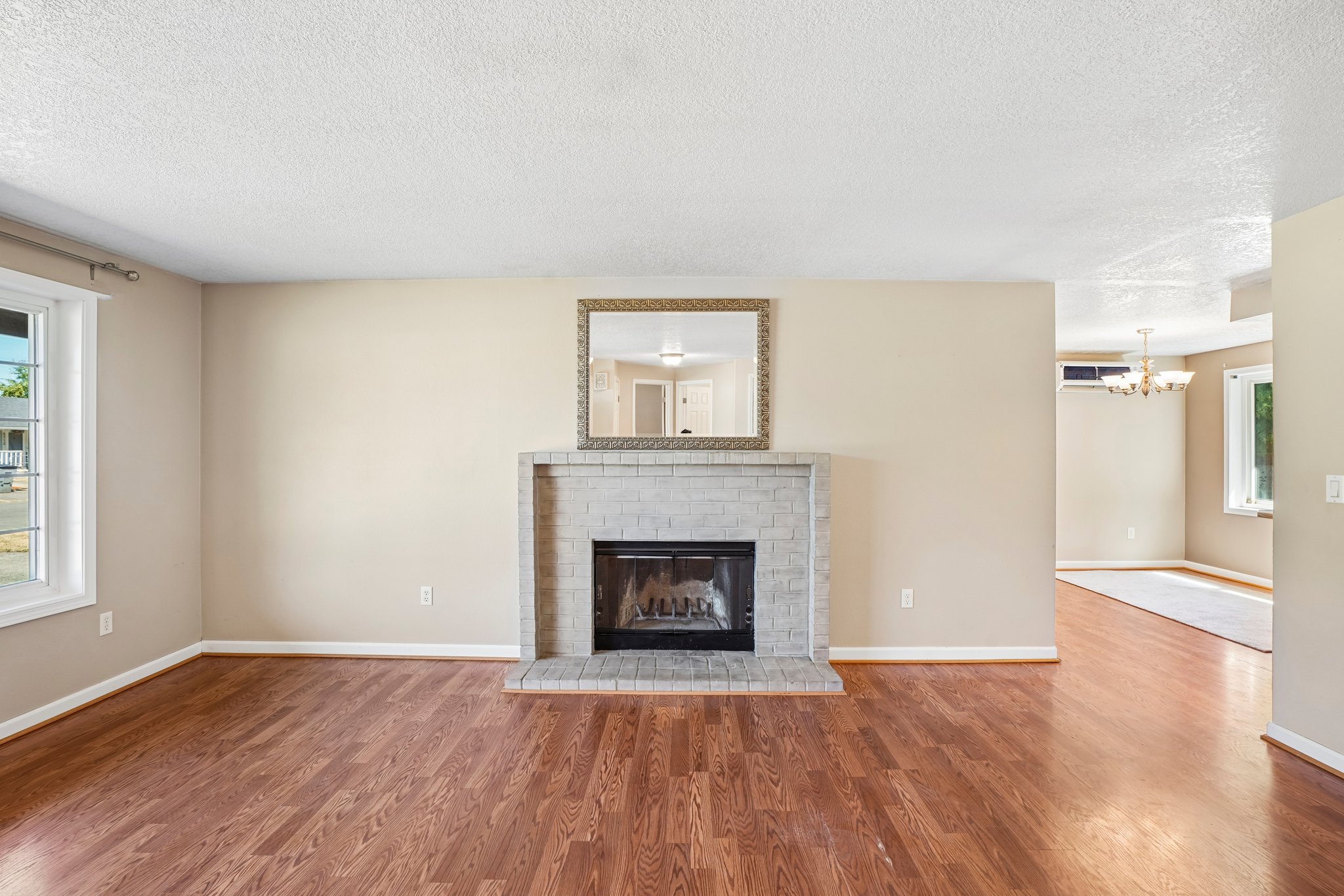 NE 91st Ct-S2507-012.jpg