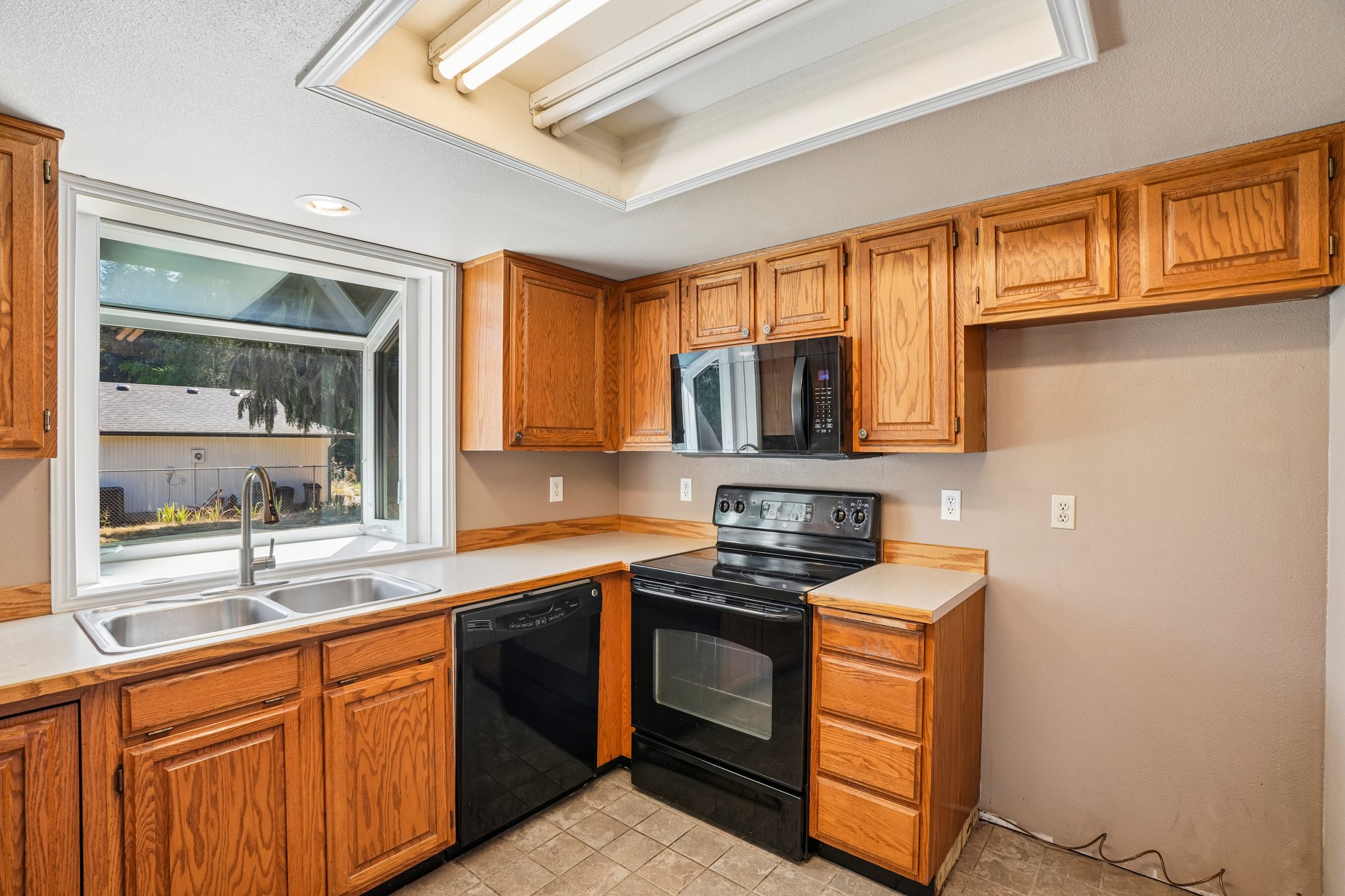 NE 91st Ct-S2507-020.jpg