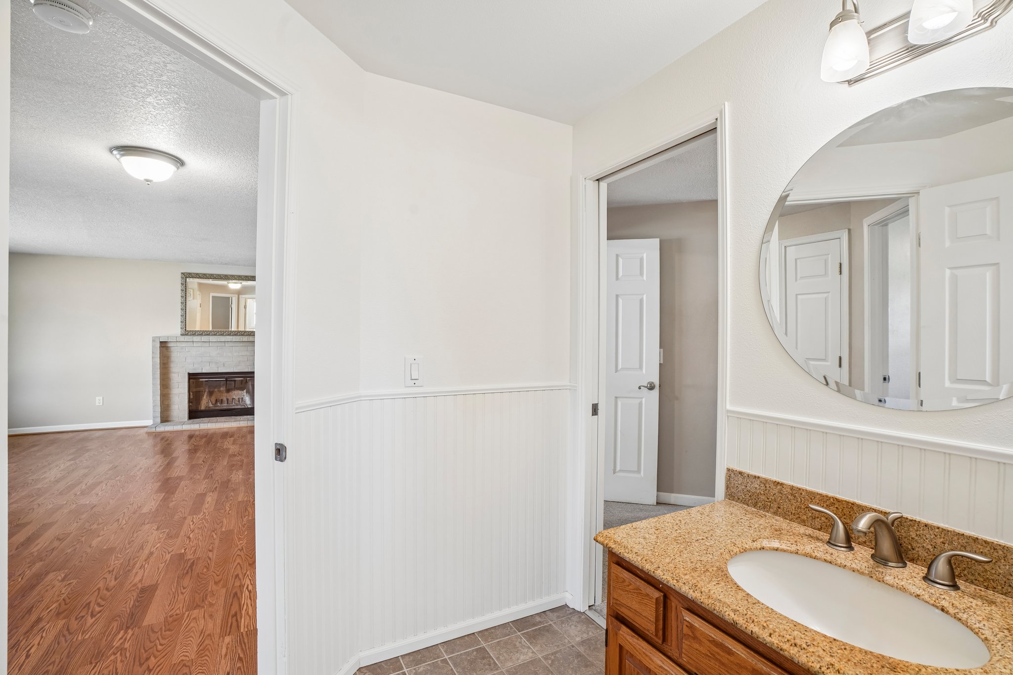 NE 91st Ct-S2507-030.jpg
