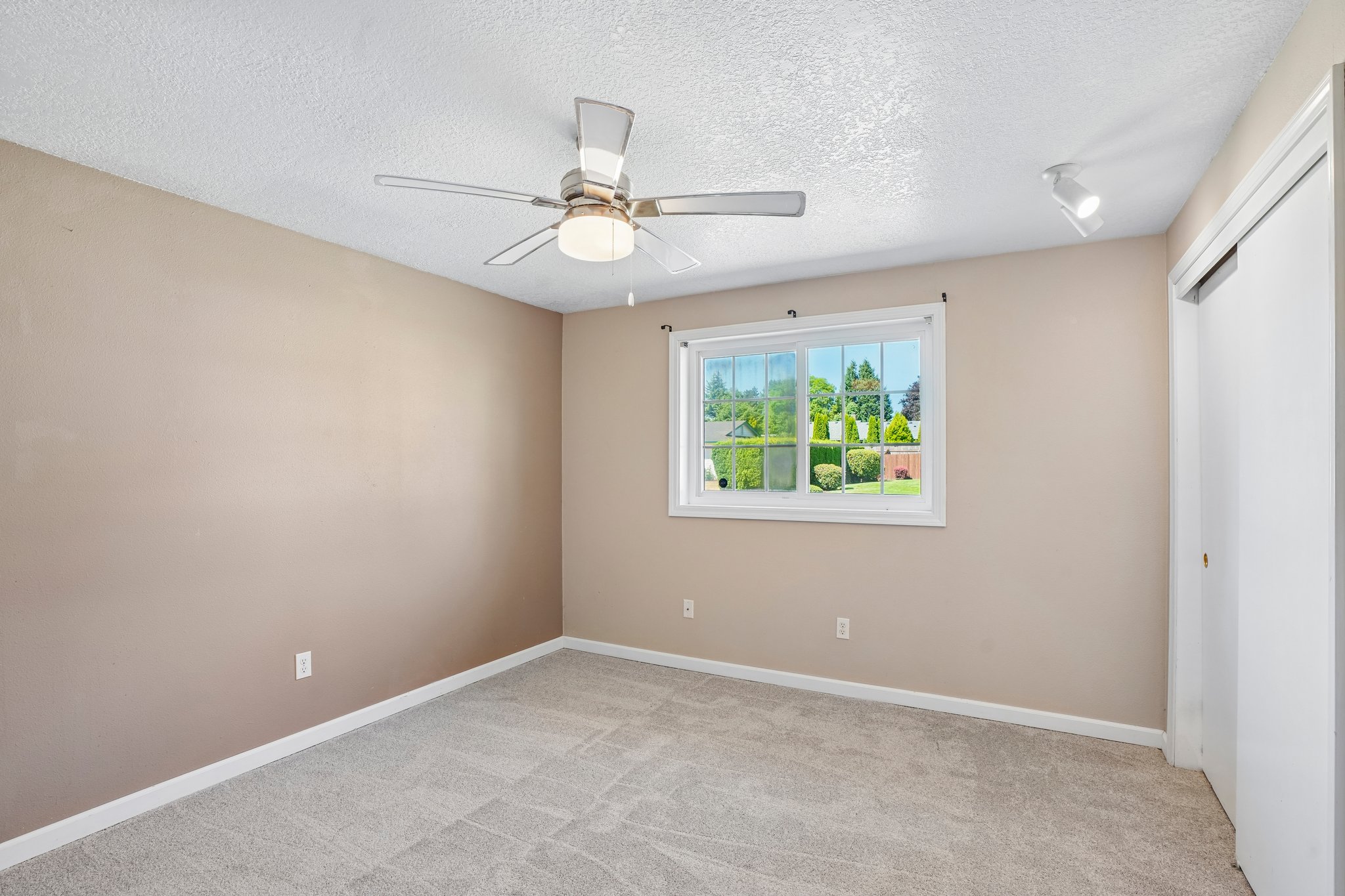 NE 91st Ct-S2507-031.jpg