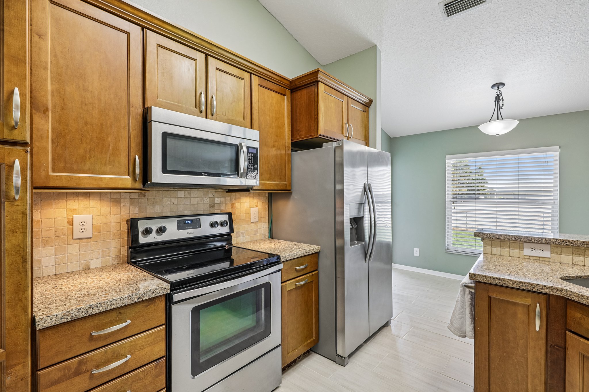 SW 89th Pl-S1208-017.jpg