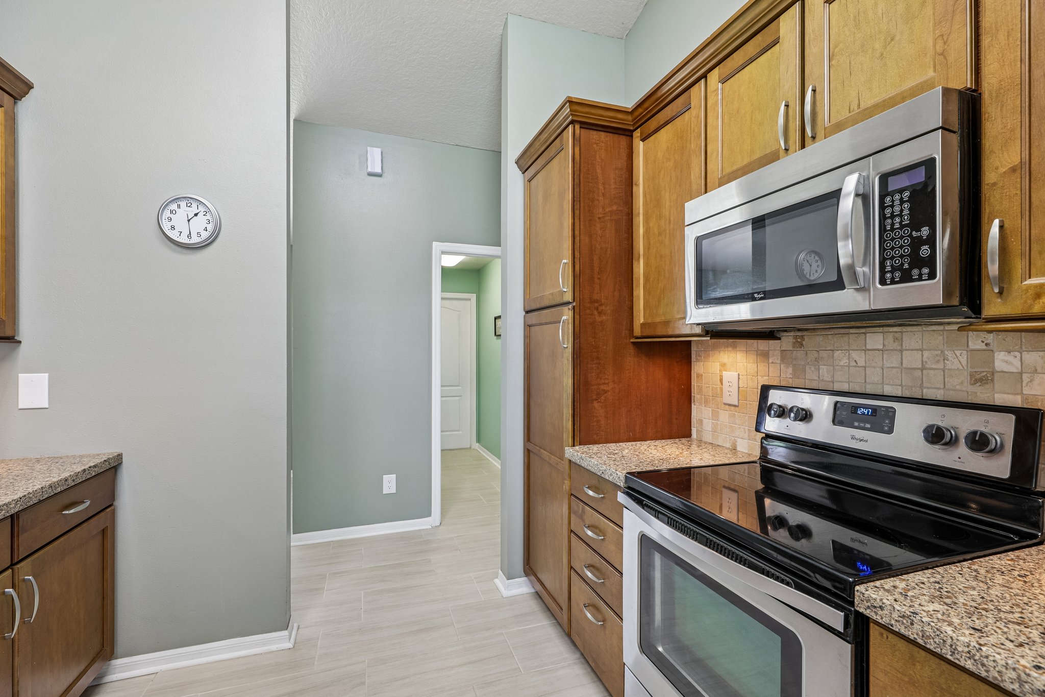 SW 89th Pl-S1208-018.jpg