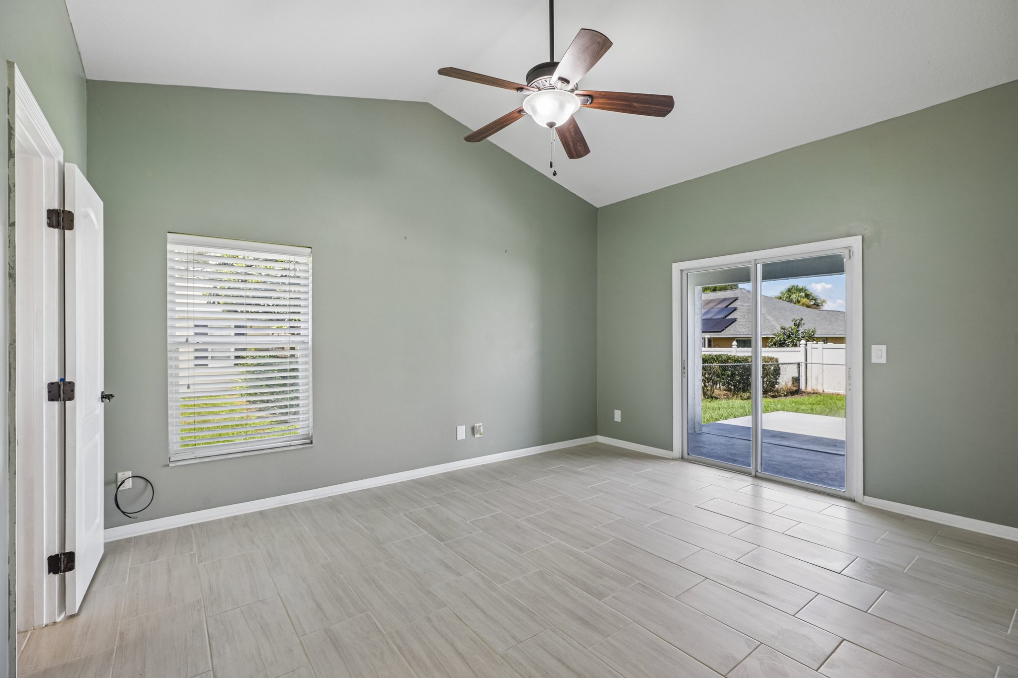 SW 89th Pl-S1208-026.jpg