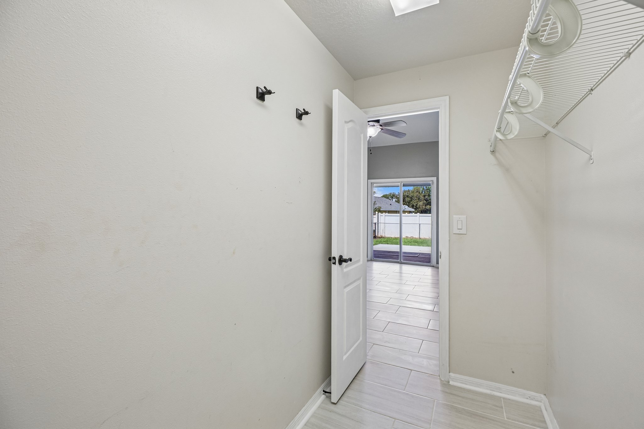 SW 89th Pl-S1208-033.jpg