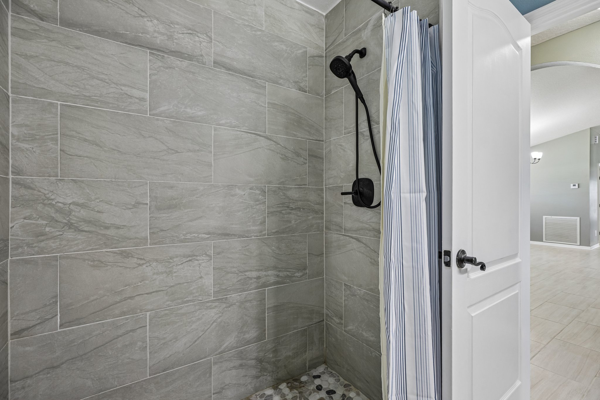 SW 89th Pl-S1208-043.jpg