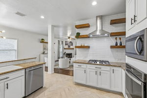 Home Chef Friendly open kitchen