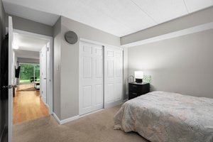 25. Main bedroom.jpg