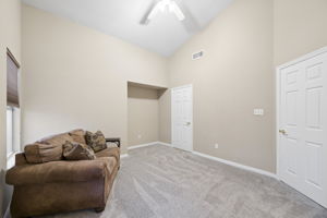  Photo 49