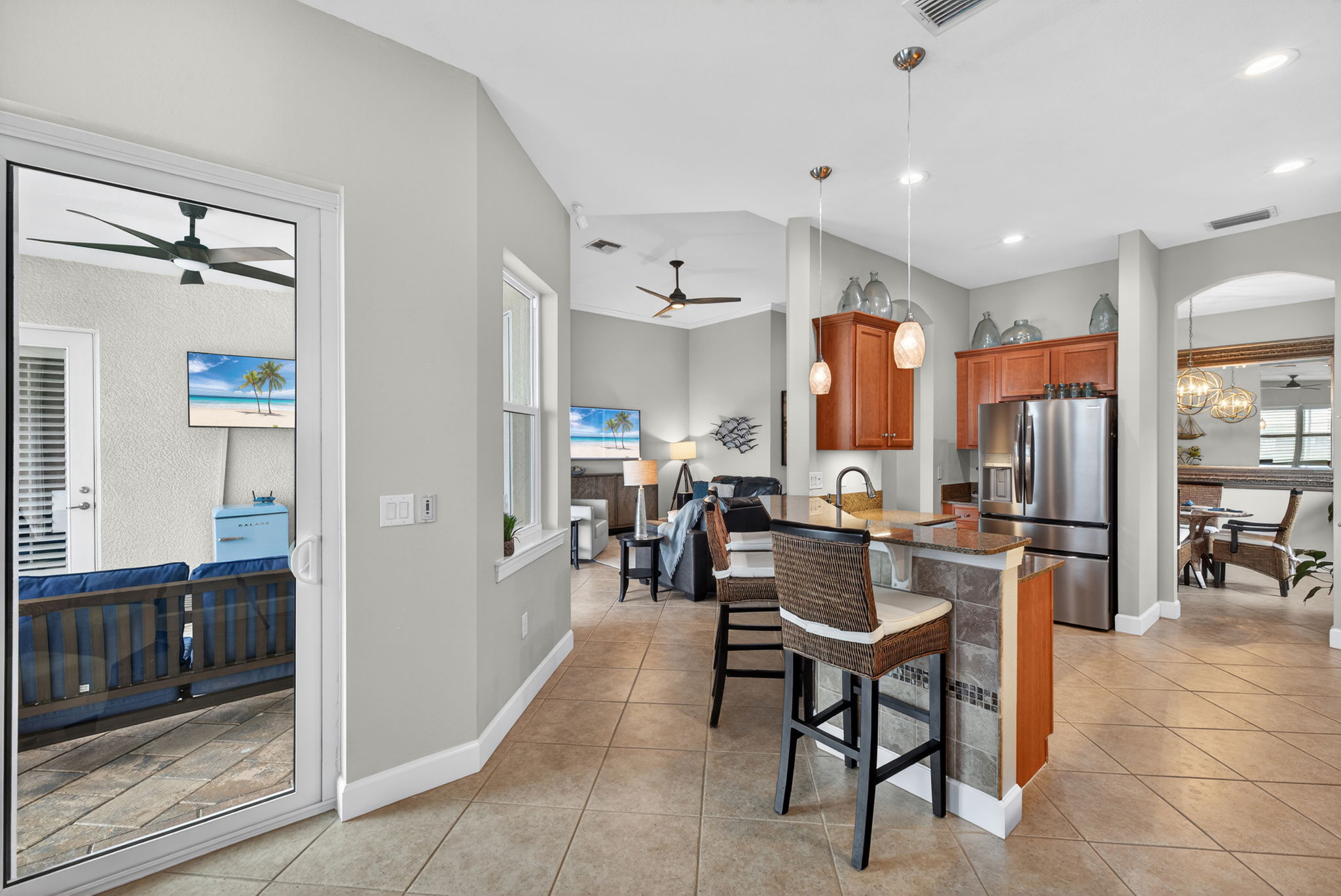 Breakfast Bar 1 of 2