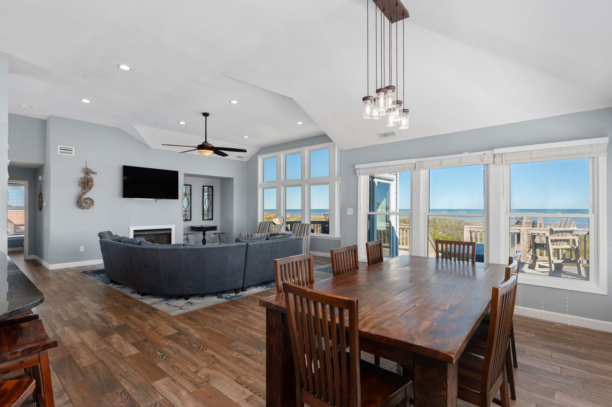 5709-SVDT-TL-Dining-V2