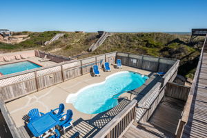 5709-SVDT-Dune-Walkway-Pool-View