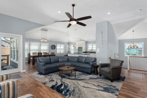 5709-SVDT-TL-Living-V8