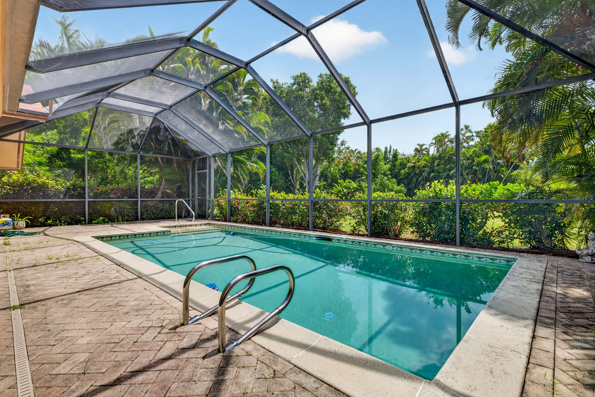 Pool 1