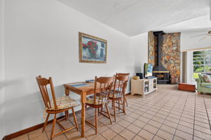 Breakfast Nook 1