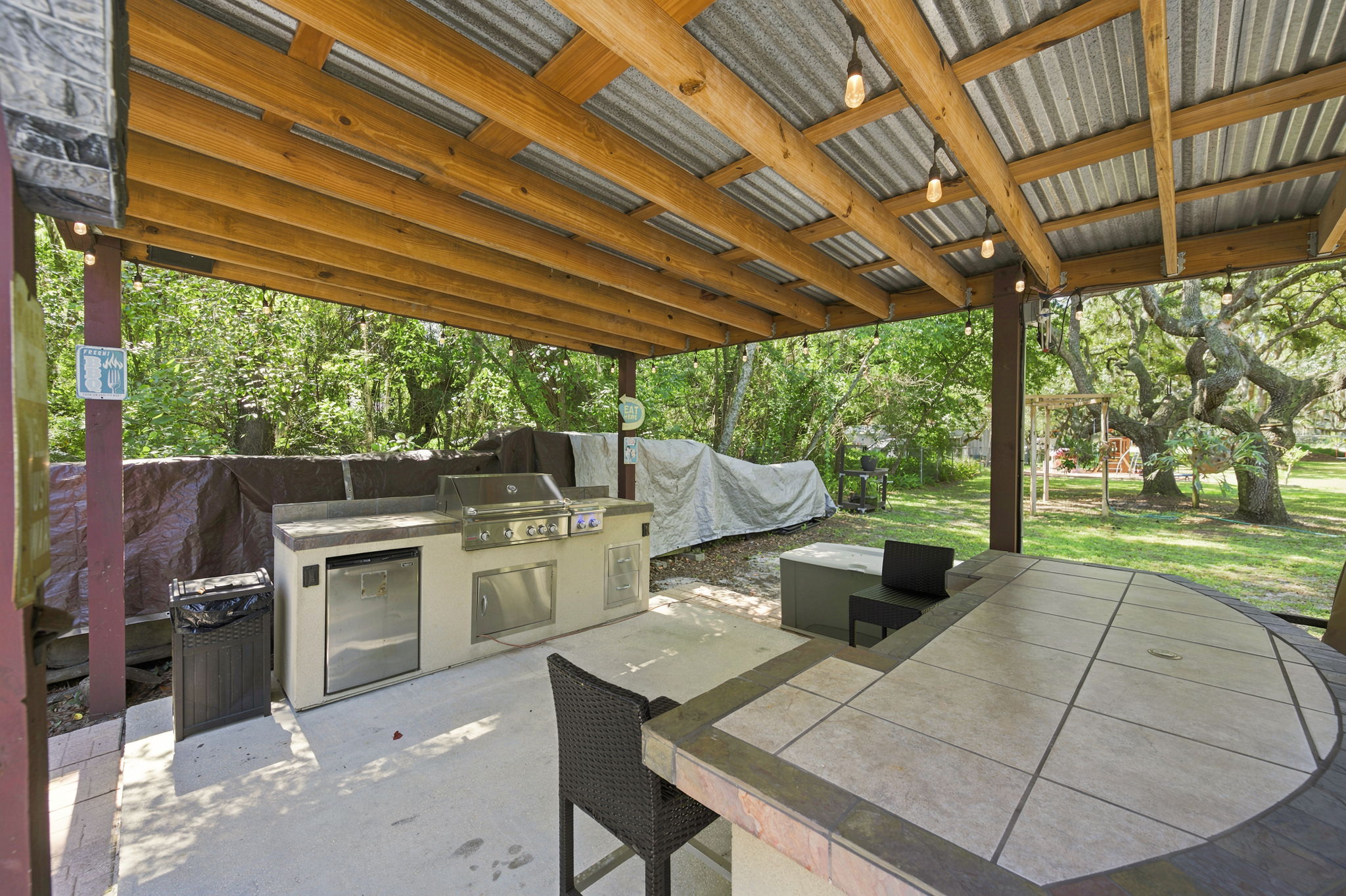 Exteriors (10)