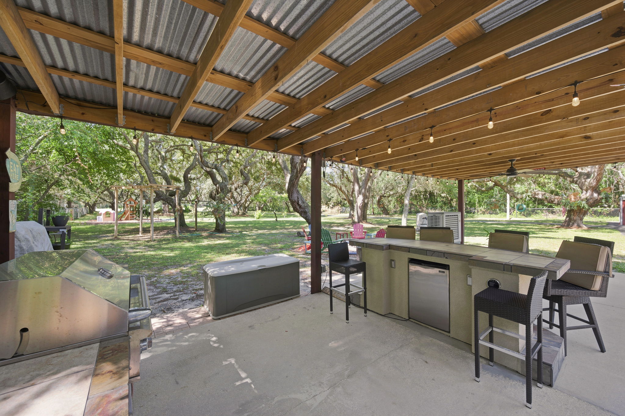 Exteriors (11)