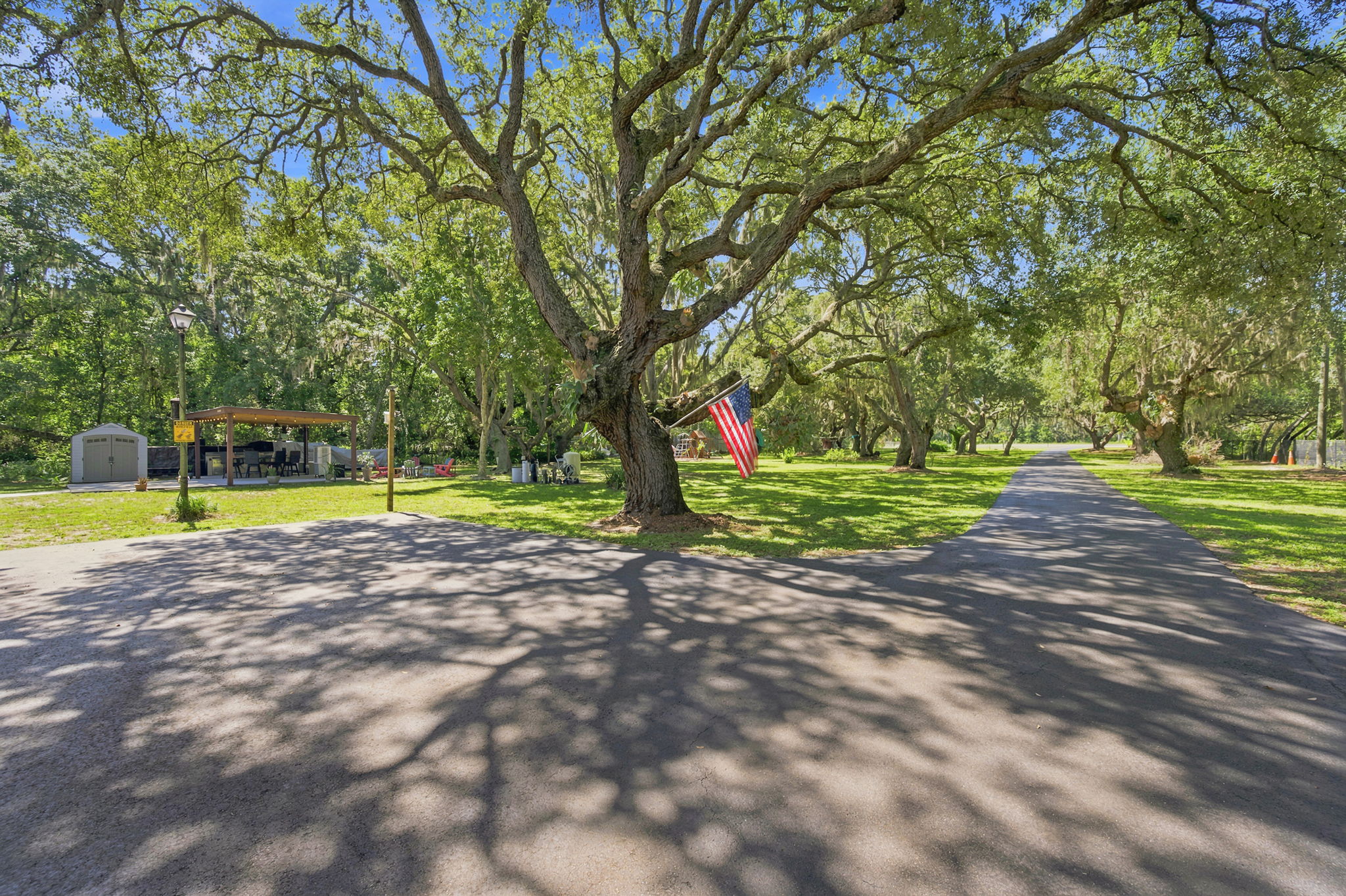 Exteriors (32)
