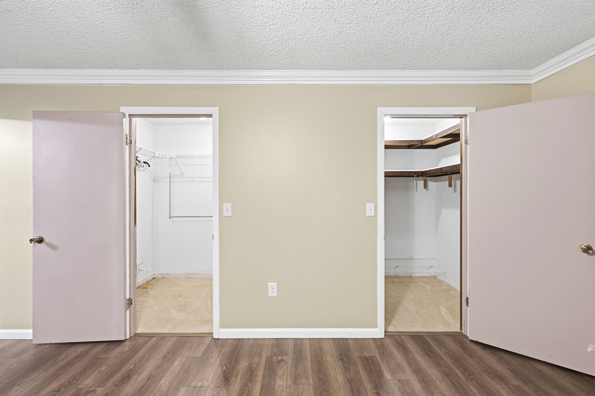 Interiors (19)