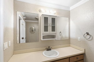 Interiors (20)