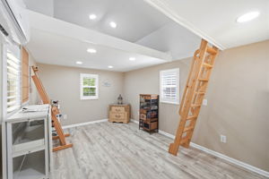 Interiors (35)