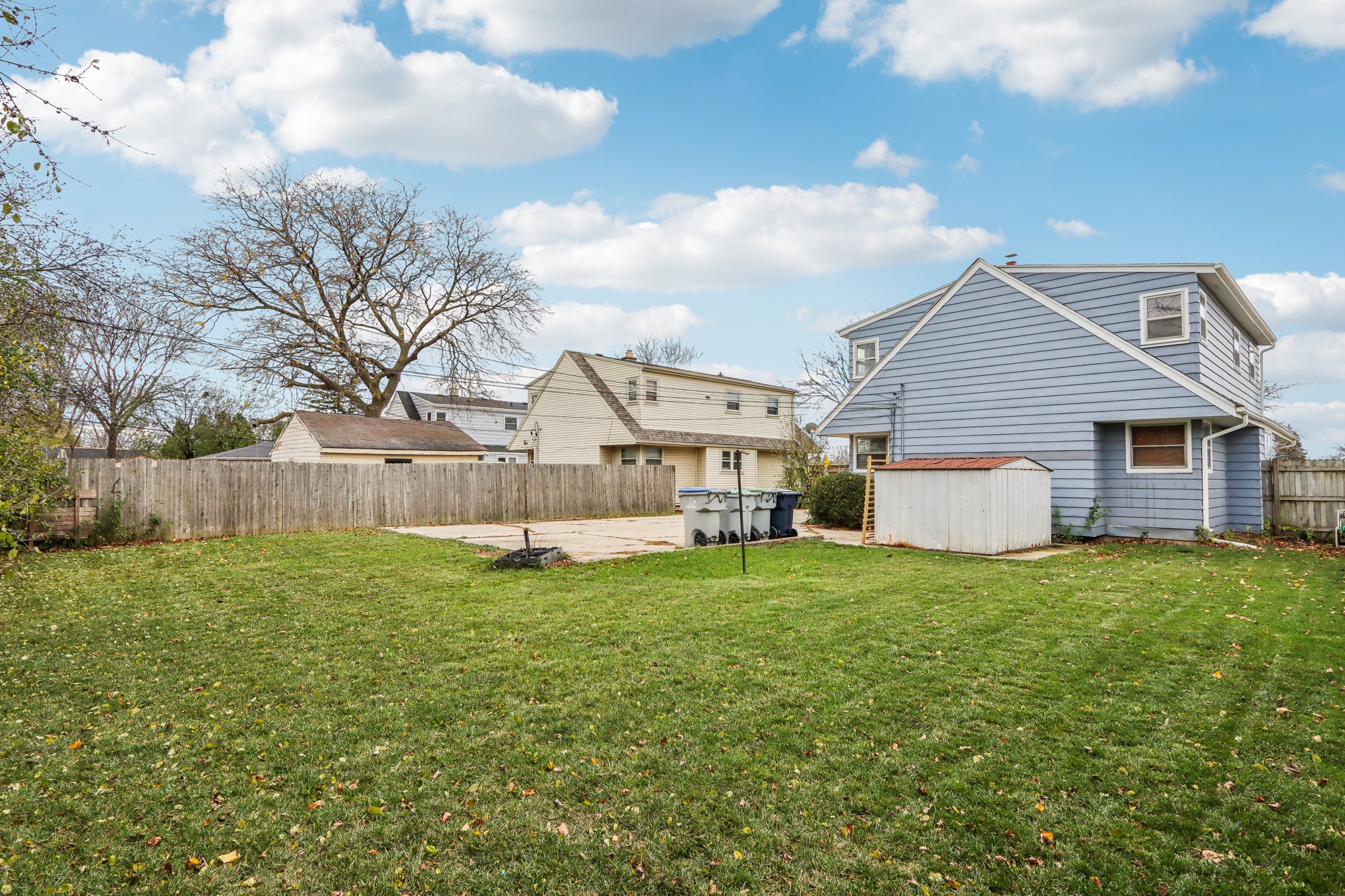 5714-5716 N 87th St-054.jpg