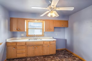 5714-5716 N 87th St-017.jpg