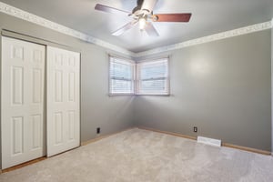 5714-5716 N 87th St-025.jpg