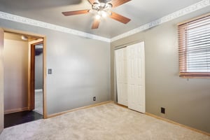 5714-5716 N 87th St-026.jpg