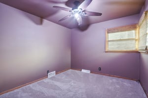 5714-5716 N 87th St-029.jpg