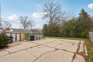 5714-5716 N 87th St-055.jpg