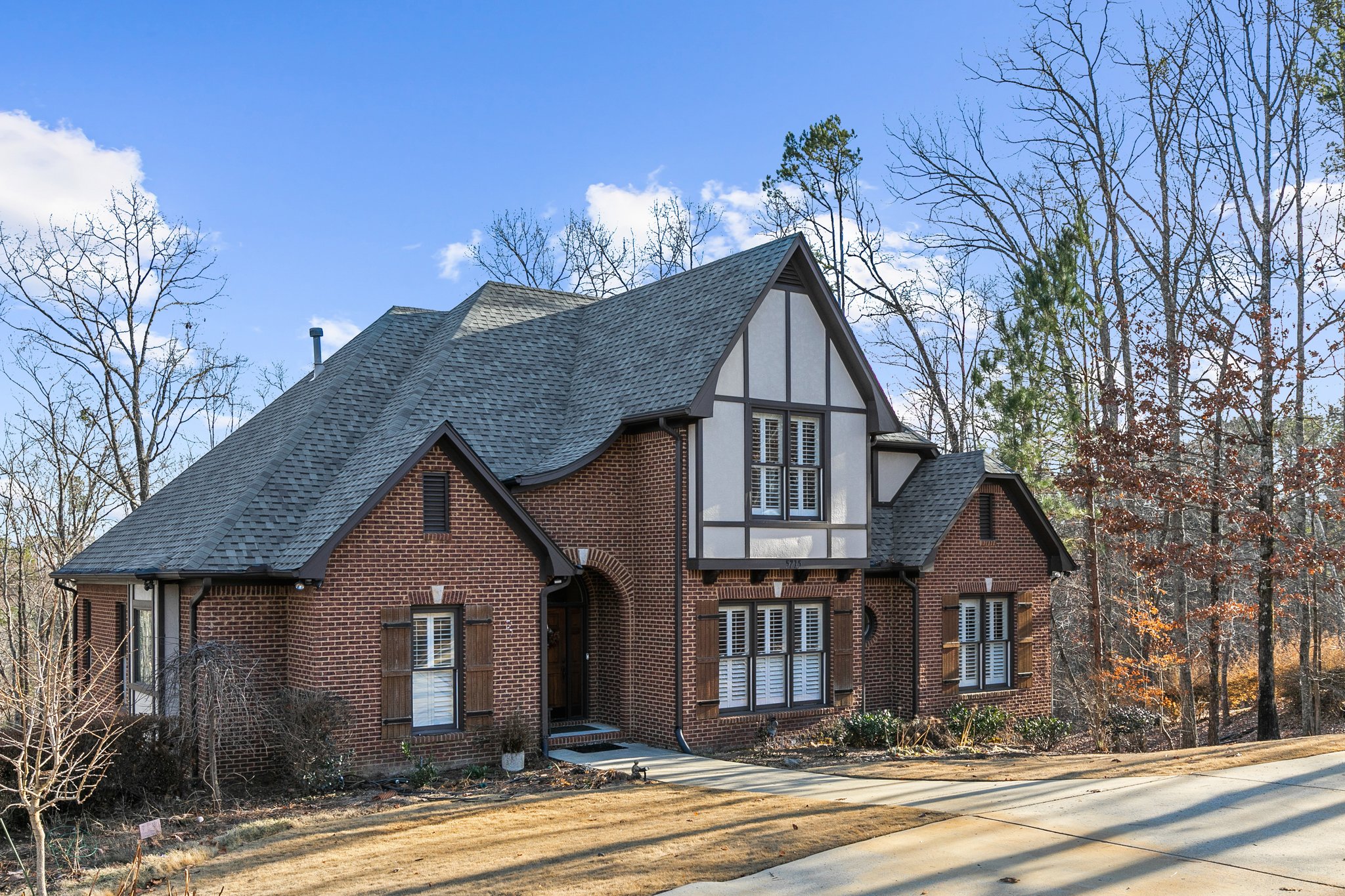 5715 Carrington Lake Pkwy, Trussville, AL 35173, USA Photo 11